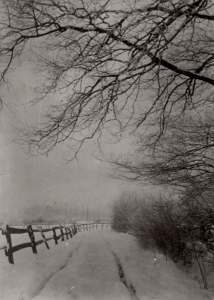 F0304 Weg naar boerderij De Boonk in de winter, circa 1900